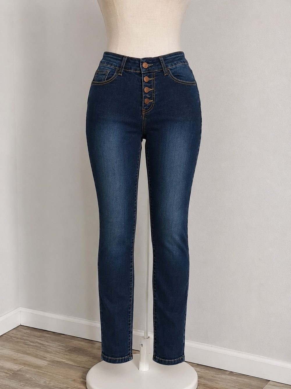 High-Rise Butt Lifting Skinny Jeans Size Med